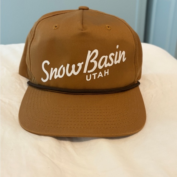 Snow Basin Ski Resort Utah Brown Hat - Picture 1 of 3